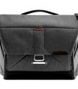 Peak Design Everyday Messenger 13″ Version 2 (Charcoal)