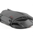 Peak-Design-Everyday-Sling-10L-Charcoal2