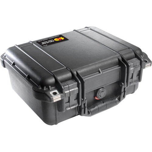Pelican 1400 Case with Foam (Black)2