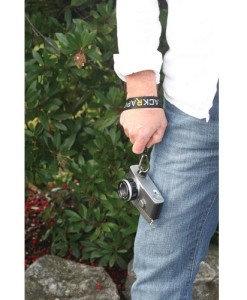 BlackRapid-Wrist-Strap-with-FastenR-FR-37